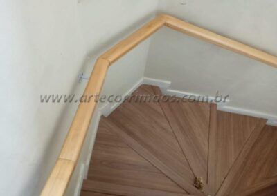 Corrimao de Parede Retangular Suporte Ferro Pintura Eletrostatica Branco 2