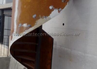 Guarda Corpo Chapa Curva em Escada Metalica Permetal 3