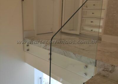 Guarda Corpo Vidro e Botao de Inox 10