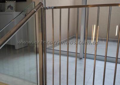 PORTOES DE ACO INOX POLIDO JUNTO COM COLUNAS 11