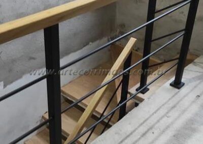 Guarda Corpo Ferro E Madeira (30)