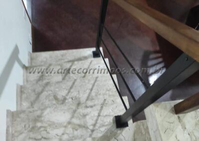 Guarda Corpo Ferro E Madeira (44)