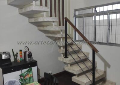 Guarda Corpo Ferro E Madeira (48)