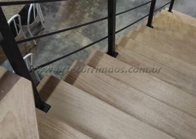 Guarda Corpo Ferro E Madeira (49)