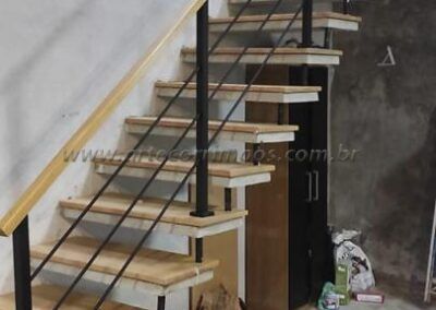 Guarda Corpo Ferro E Madeira (51)