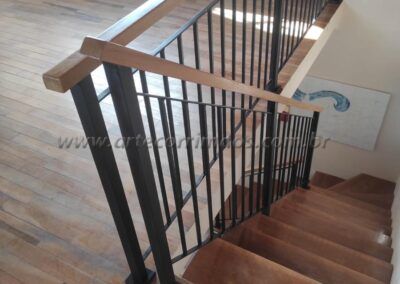 Guarda Corpo Ferro E Madeira (68)