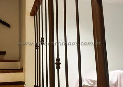 Guarda Corpo Ferro E Madeira (73)