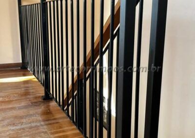 Guarda Corpo Ferro E Madeira (75)