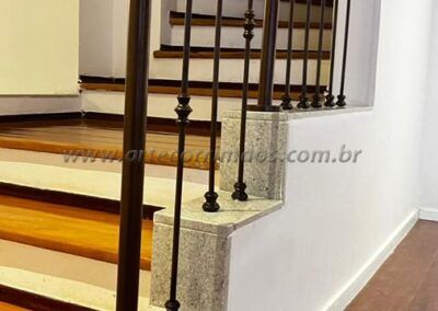 Guarda Corpo Ferro E Madeira (77)