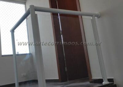 Guarda corpo aluminio e vidro (2)