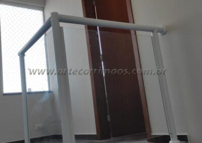 Guarda corpo aluminio e vidro (3)