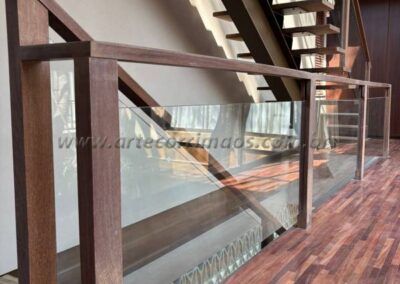 Corrimão guarda corpo madeira e vidro (3)