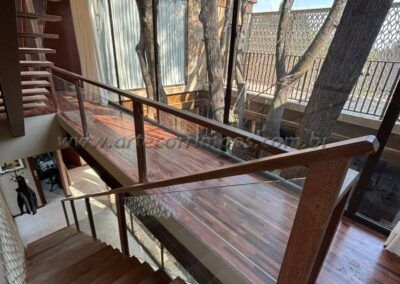 Corrimão guarda corpo madeira e vidro (7)