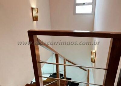 Corrimão madeira com barrinhas inox (10)